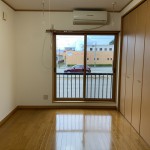 ベランダ側部屋(居間) ベランダ側部屋(居間)