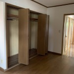 サービスルーム収納②他、押し入れ等あり。